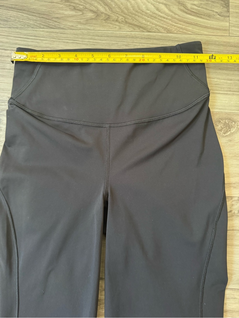 Lululemon Base Pace High-Rise Tight 28" in Black Size 4 - Picture 6 of 11